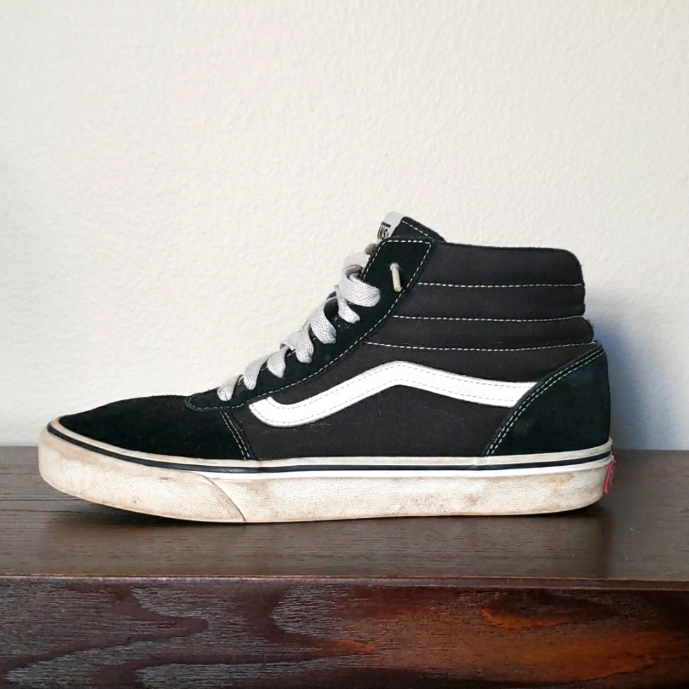 VANS OLD SKOOL SK8 BLACK & WHITE SUEDE LEATHER HIGH TOP SNEAKERS